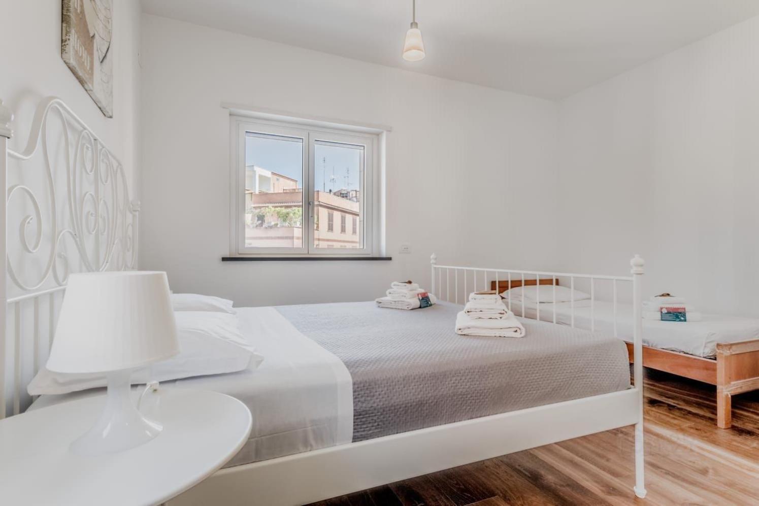 Monteverde Sunny Apartment Rome Exterior photo